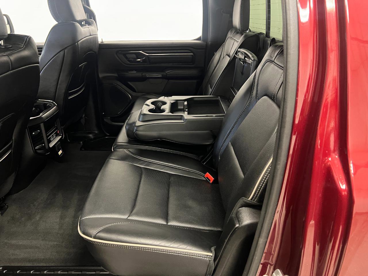 Used 2022 RAM 1500 Limited w/ Body Color Bumper Group AWD/4WD image 54