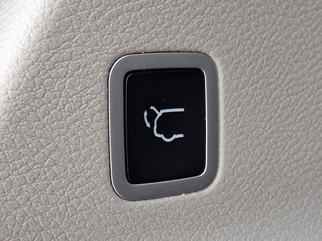 Used 2023 Chrysler Pacifica Touring-L image 29