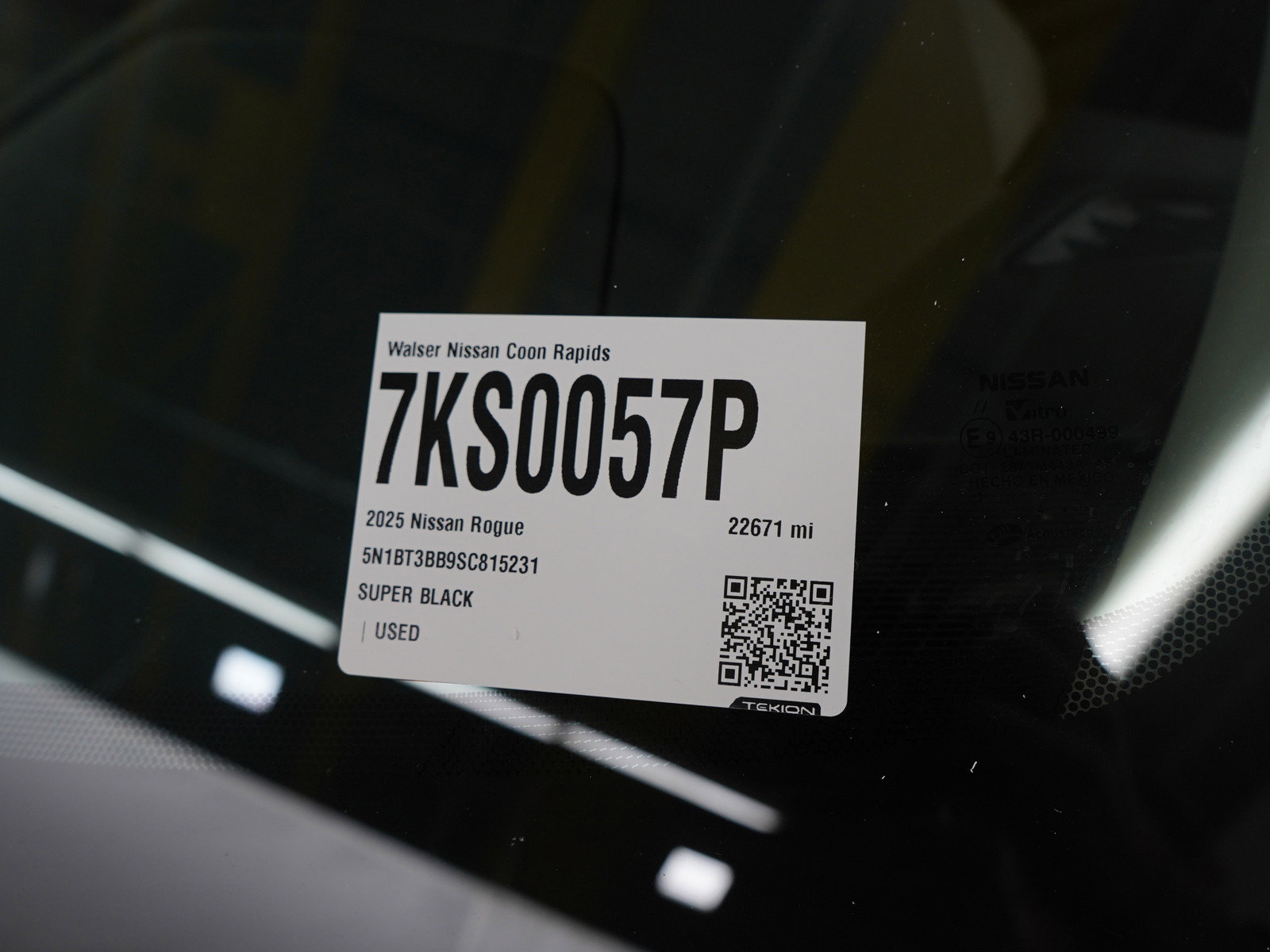 Used 2025 Nissan Rogue SV AWD/4WD image 33