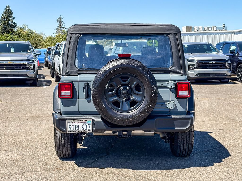 Used 2025 Jeep Wrangler Sport AWD/4WD image 3
