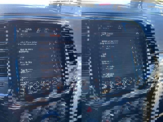 Used 2021 Jeep Grand Cherokee Limited w/ Luxury Group II image 19