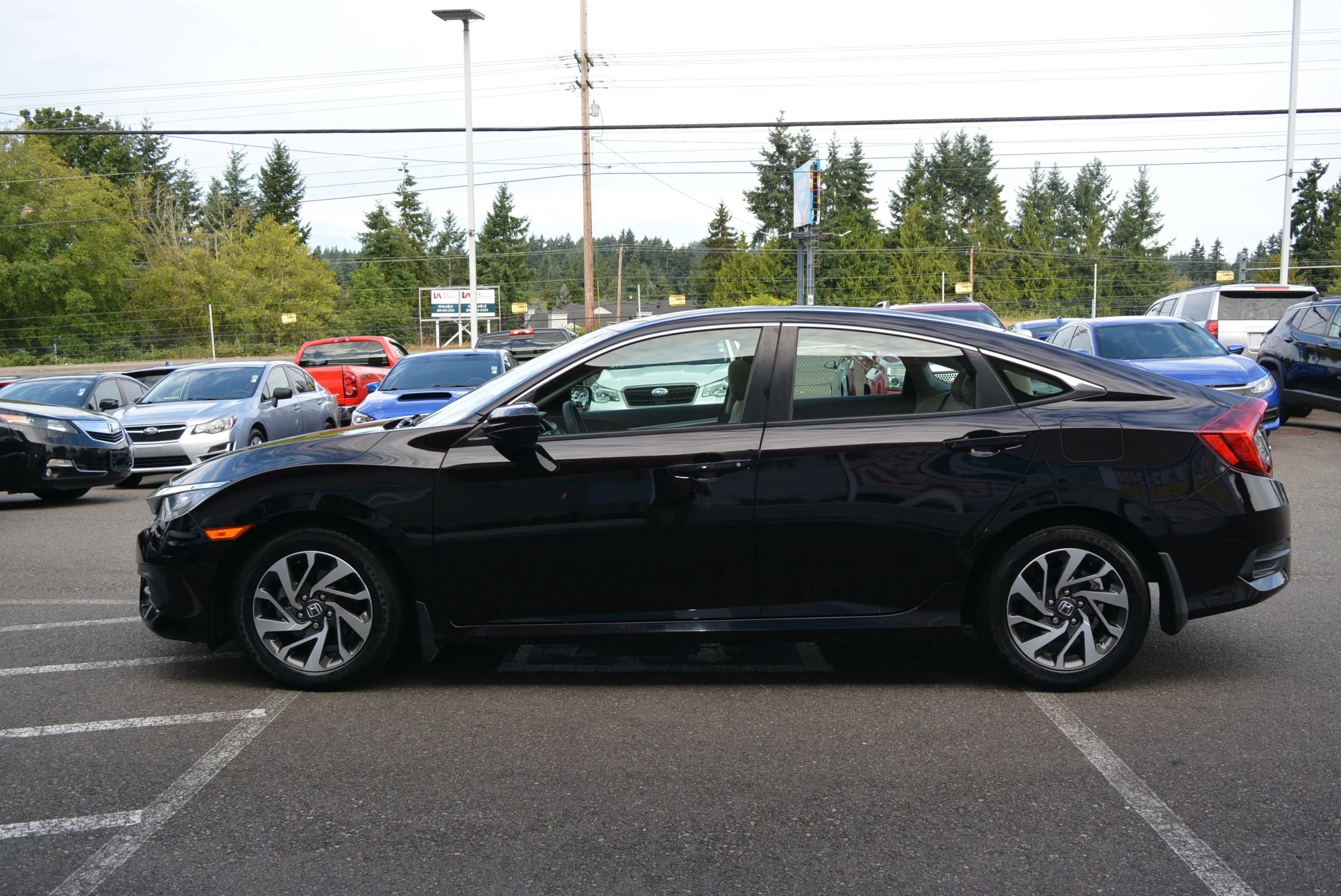 Used 2016 Honda Civic EX image 4