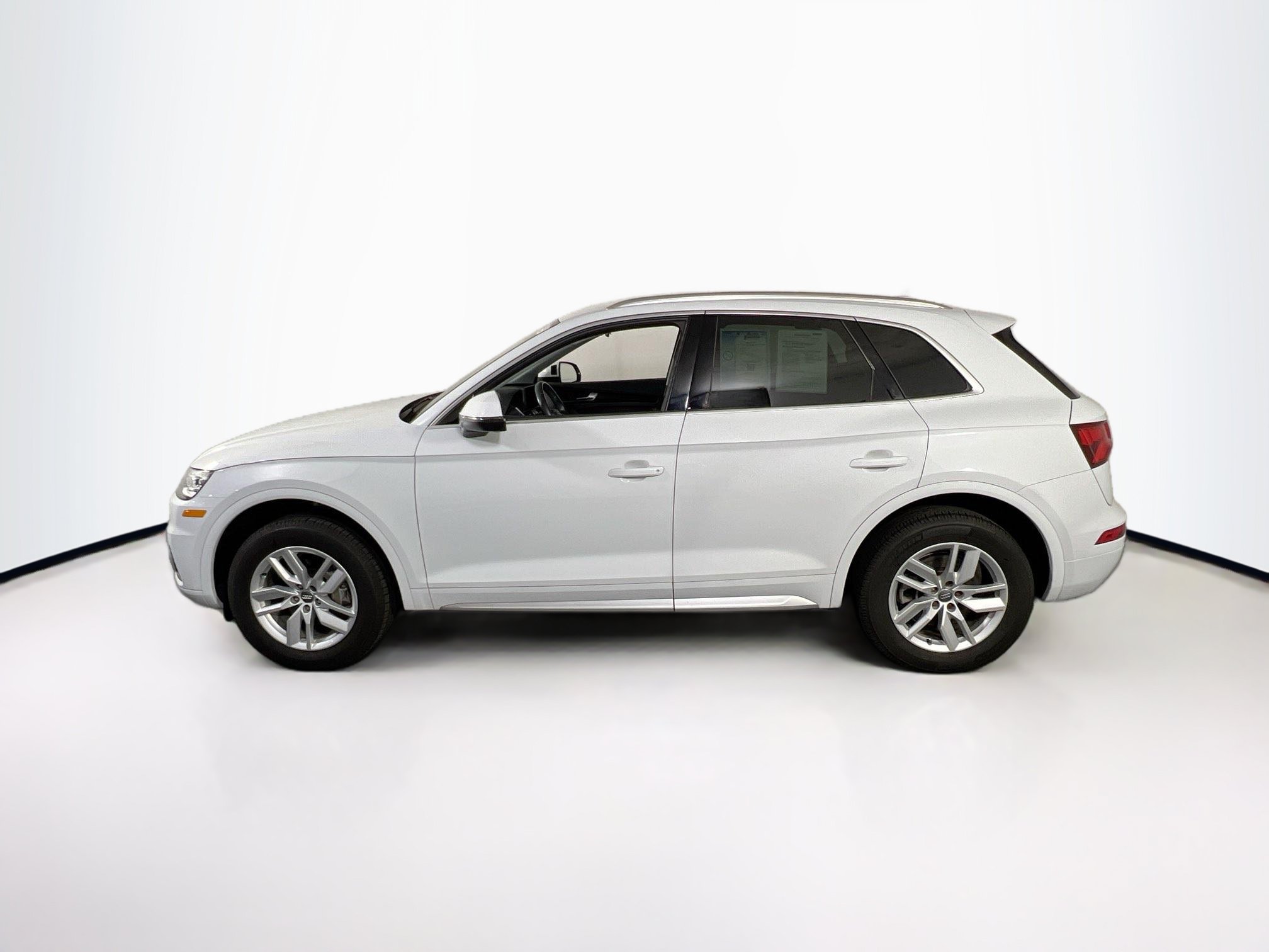 Used 2020 Audi Q5 2.0T Premium w/ Convenience Package AWD/4WD image 8