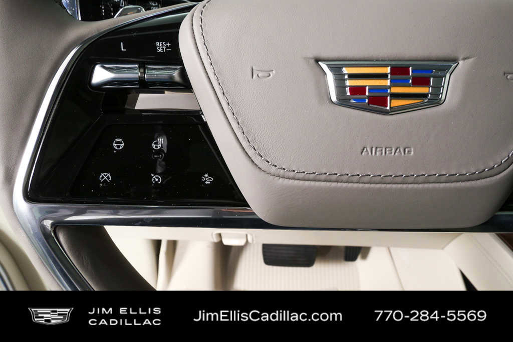 New 2026 Cadillac Escalade ESV Platinum Sport w/ LPO, Floor Liner Package image 10