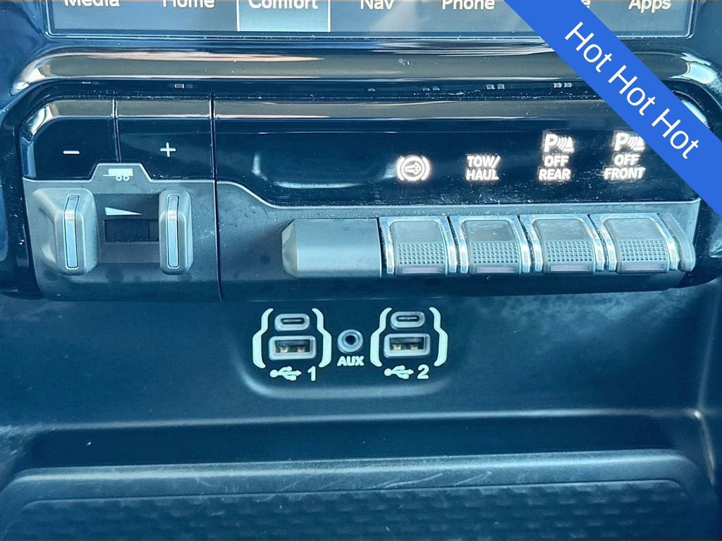 Used 2024 RAM 3500 Laramie image 37