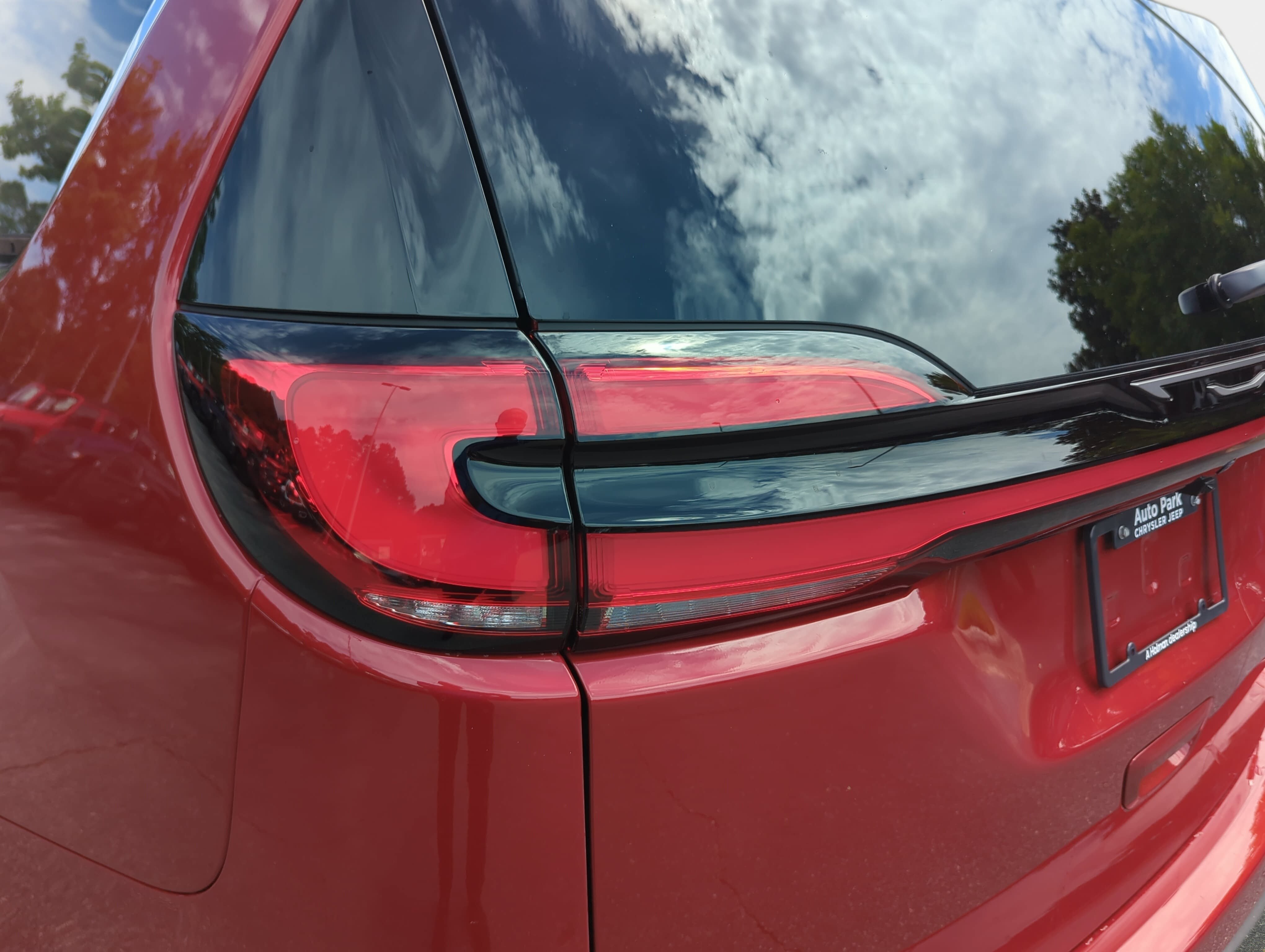 New 2027 Chrysler Pacifica Select AWD/4WD image 31