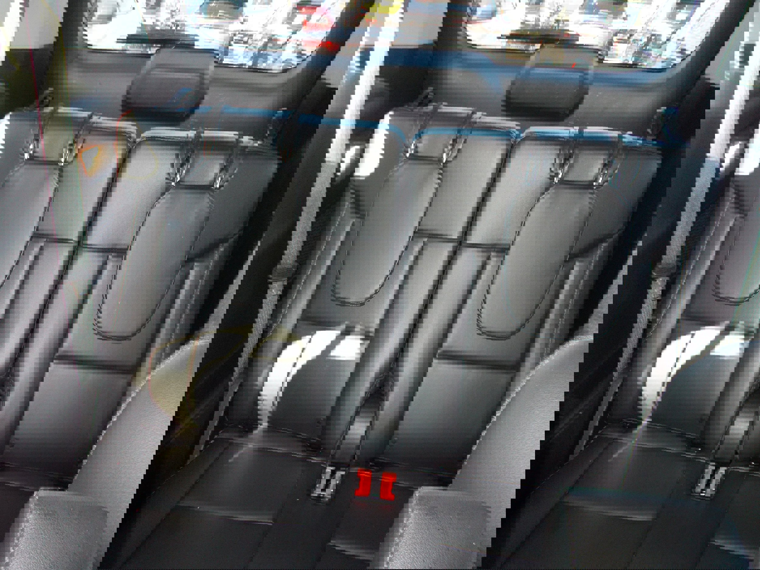 Used 2023 Ford Explorer XLT w/ Equipment Group 202A image 8