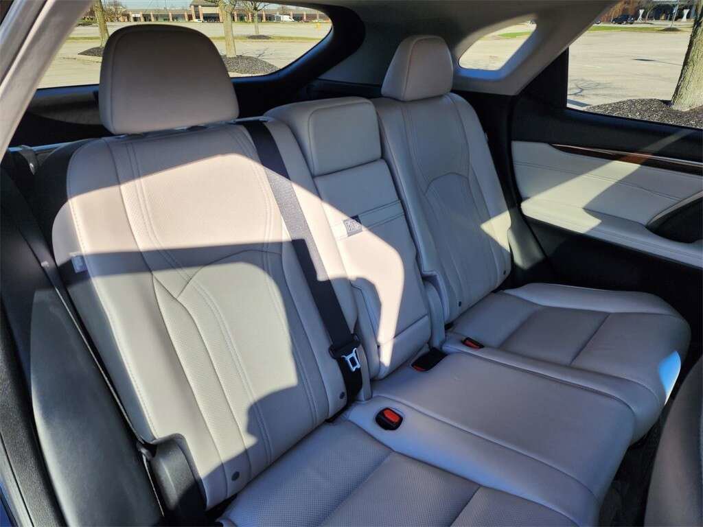 Used 2016 Lexus RX 450h AWD w/ Accessory Package image 18