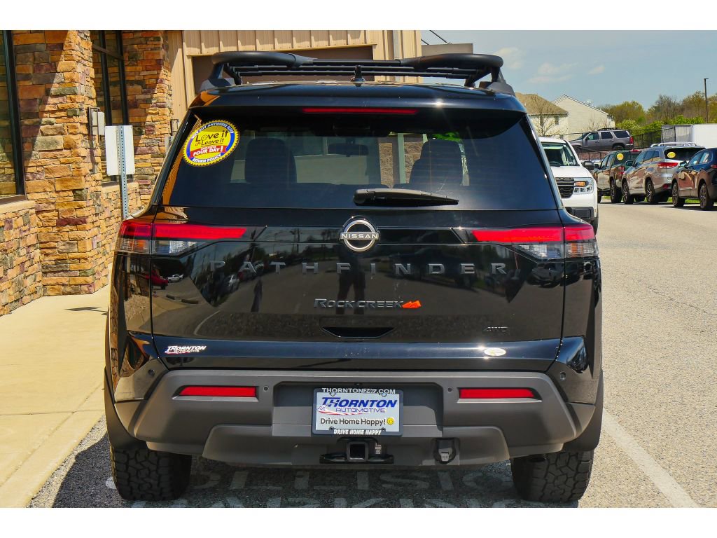 Used 2023 Nissan Pathfinder Rock Creek AWD/4WD image 4