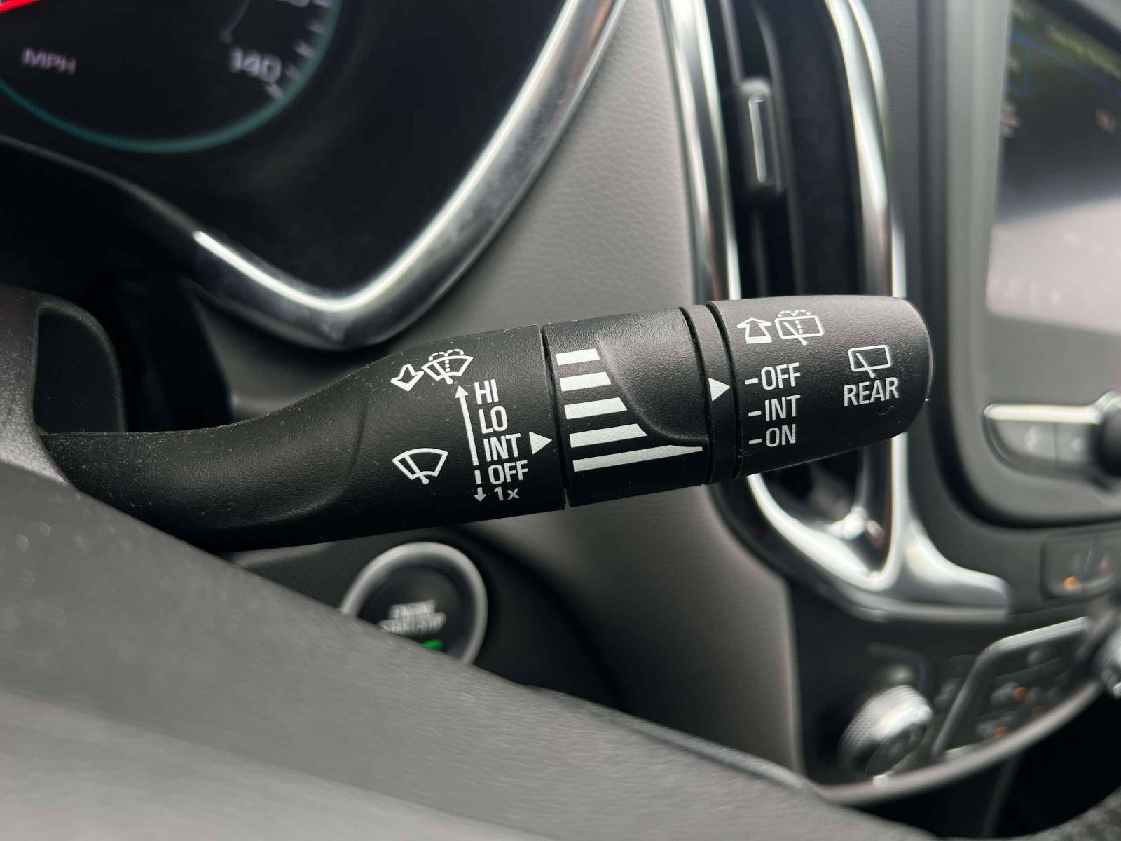 Used 2024 Chevrolet Equinox LS FWD image 16