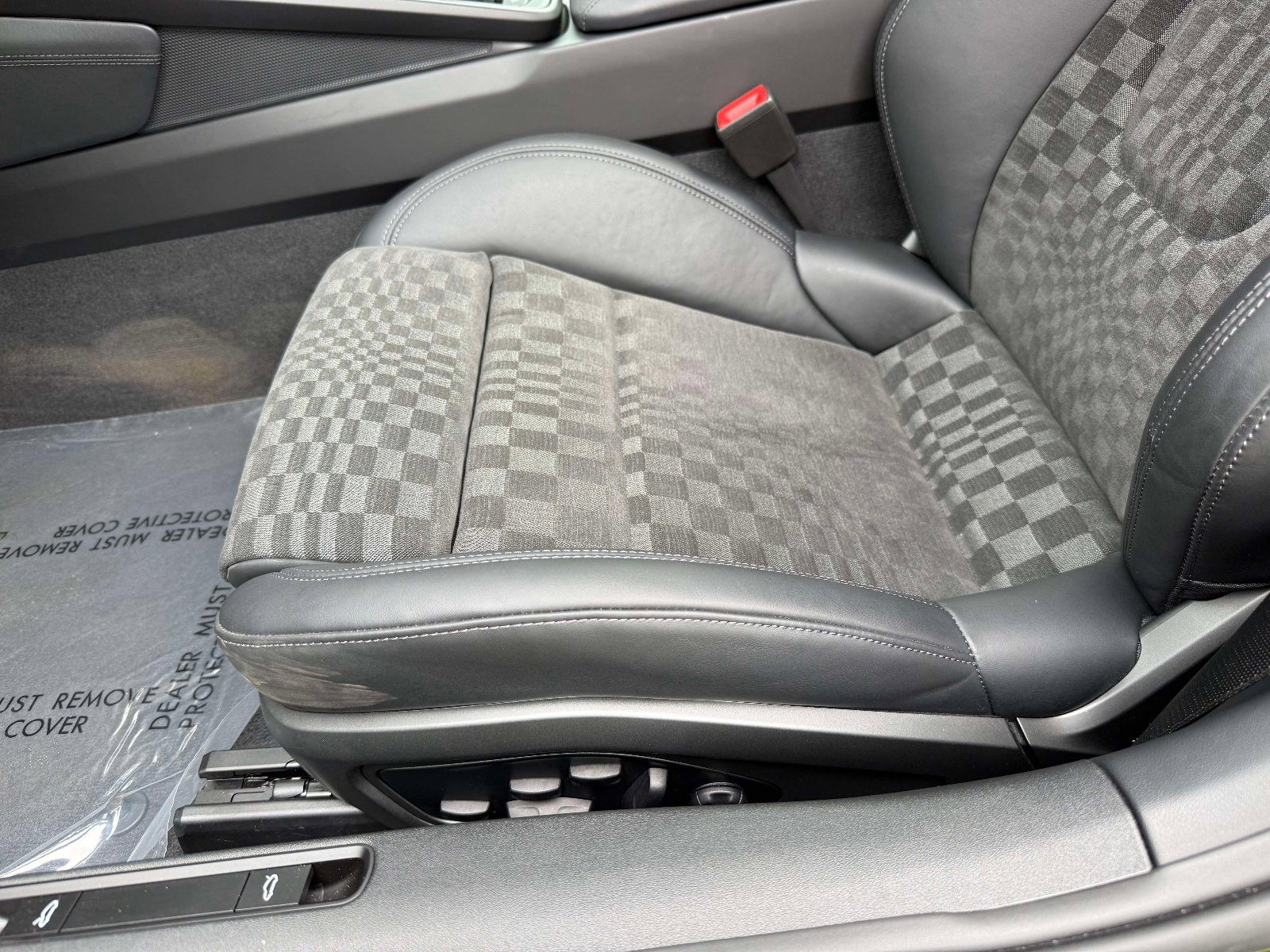 Used 2026 Porsche 911 Targa 4 GTS image 37