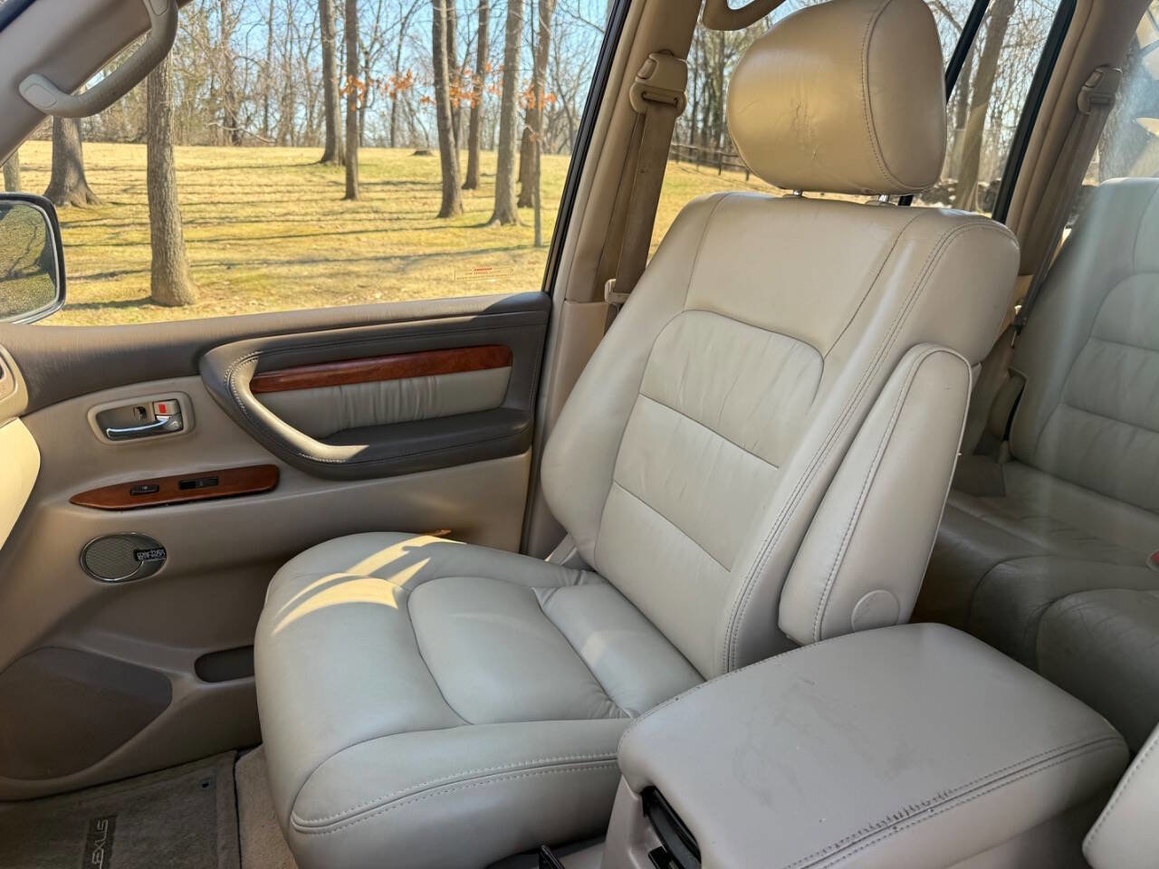 Used 2001 Lexus LX 470 4WD image 22