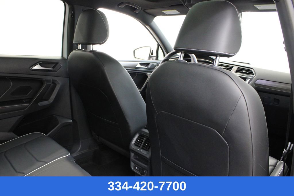 Used 2022 Volkswagen Tiguan SEL R-Line image 20
