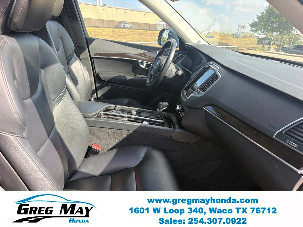 Used 2019 Volvo XC90 T5 Momentum w/ Protection Package Premier FWD image 30
