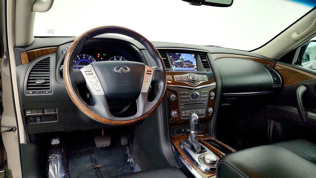 Used 2017 INFINITI QX80 4WD image 13
