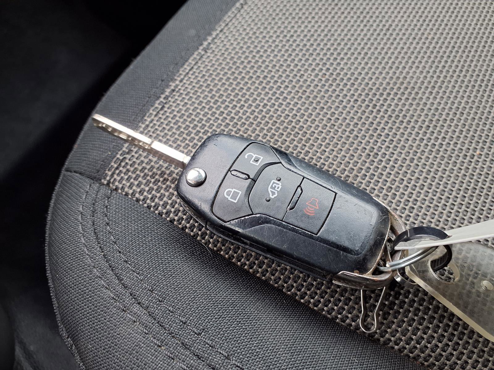 Used 2023 Ford Transit Connect XL image 19