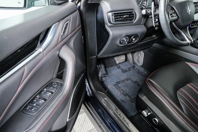 Certified 2022 Maserati Levante GT image 9