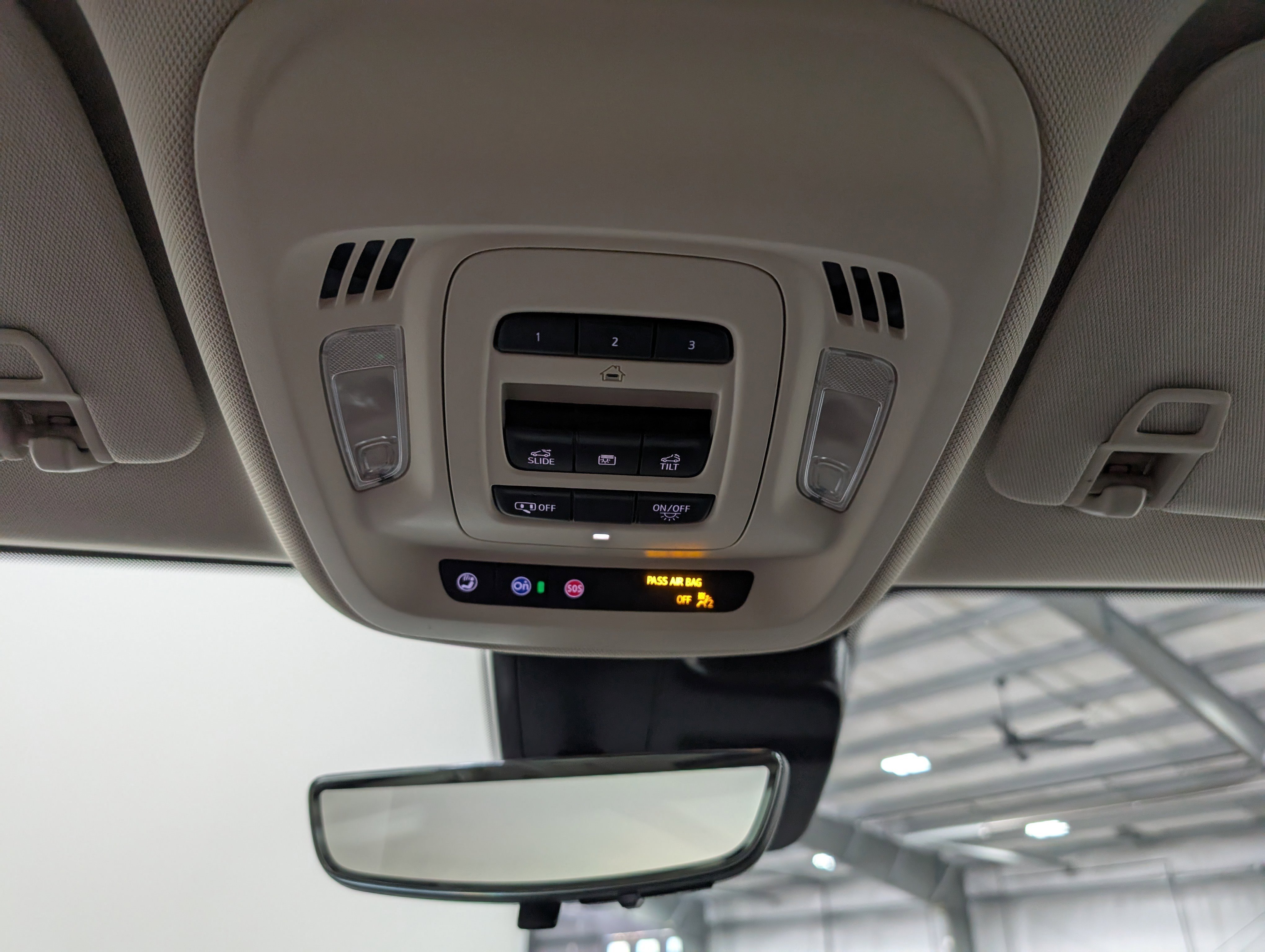 Used 2023 Buick Envision Avenir image 27