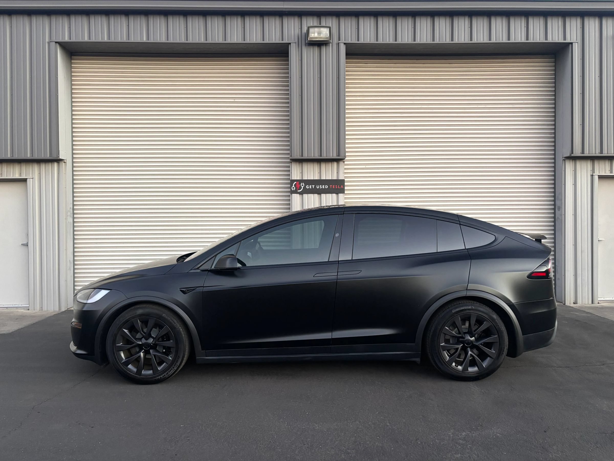 Used 2023 Tesla Model X AWD/4WD image 4
