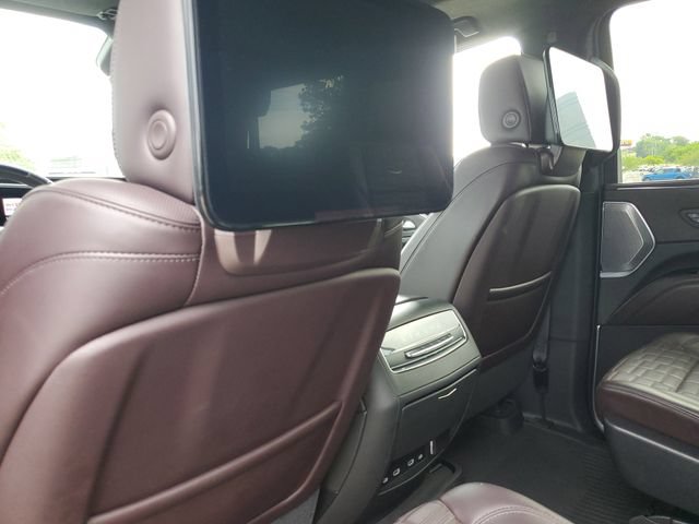 Used 2021 Cadillac Escalade Premium Luxury Platinum w/ Heavy-Duty Trailer Package AWD/4WD image 29