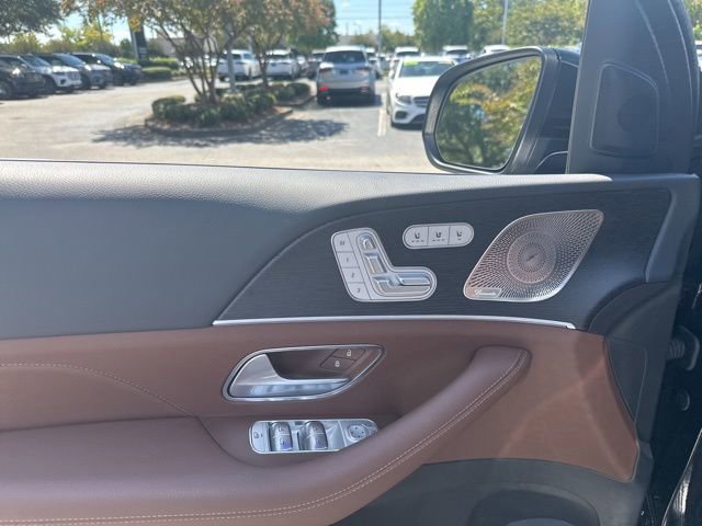 Used 2025 Mercedes-Benz GLS 450 4MATIC image 19