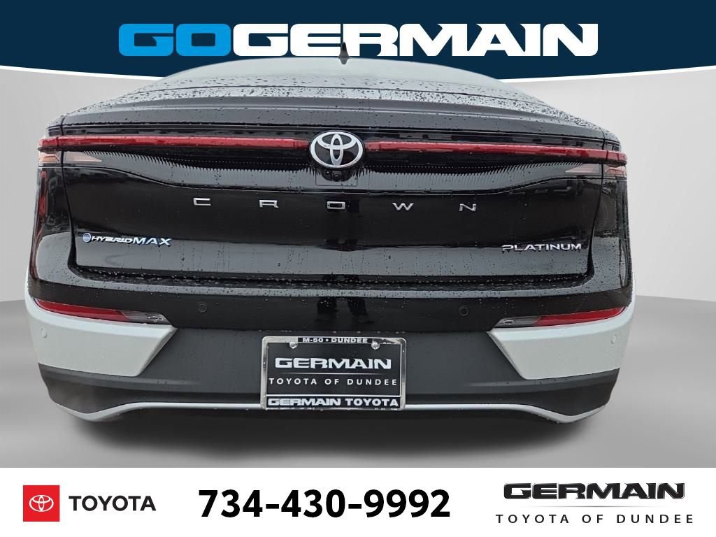 New 2026 Toyota Crown Platinum image 17