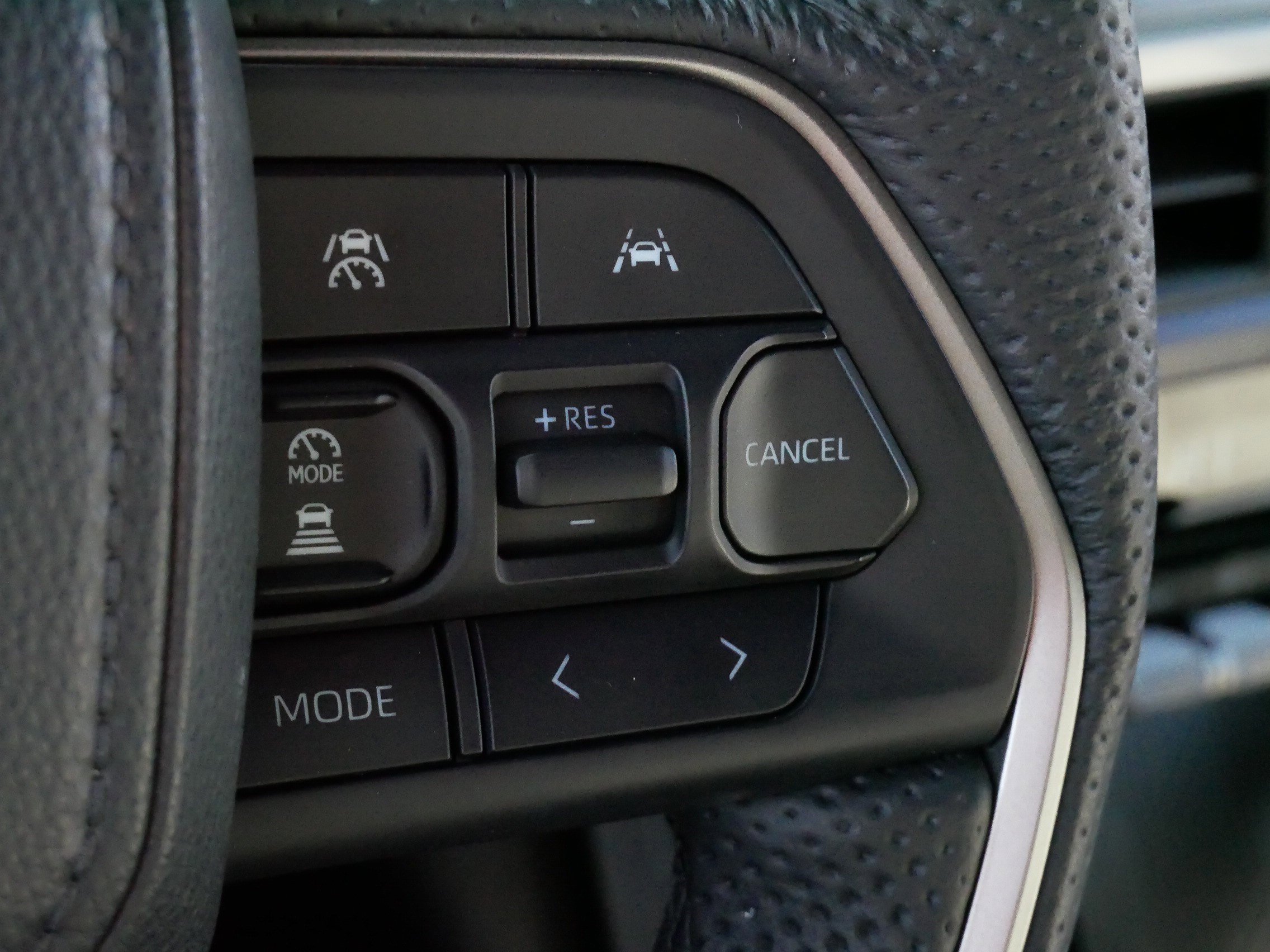 Certified 2026 Toyota Tacoma SR5 AWD/4WD image 26