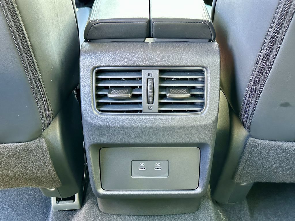 Certified 2026 Nissan Rogue SV w/ SV Premium Package AWD/4WD image 31