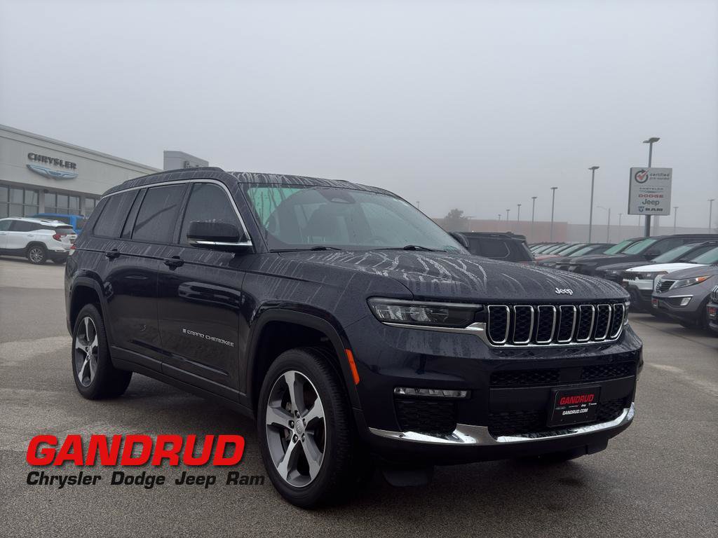 Used 2024 Jeep Grand Cherokee L Limited image 1