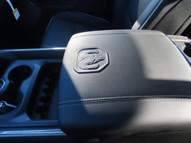 New 2026 RAM 1500 Laramie w/ Night Edition AWD/4WD image 38