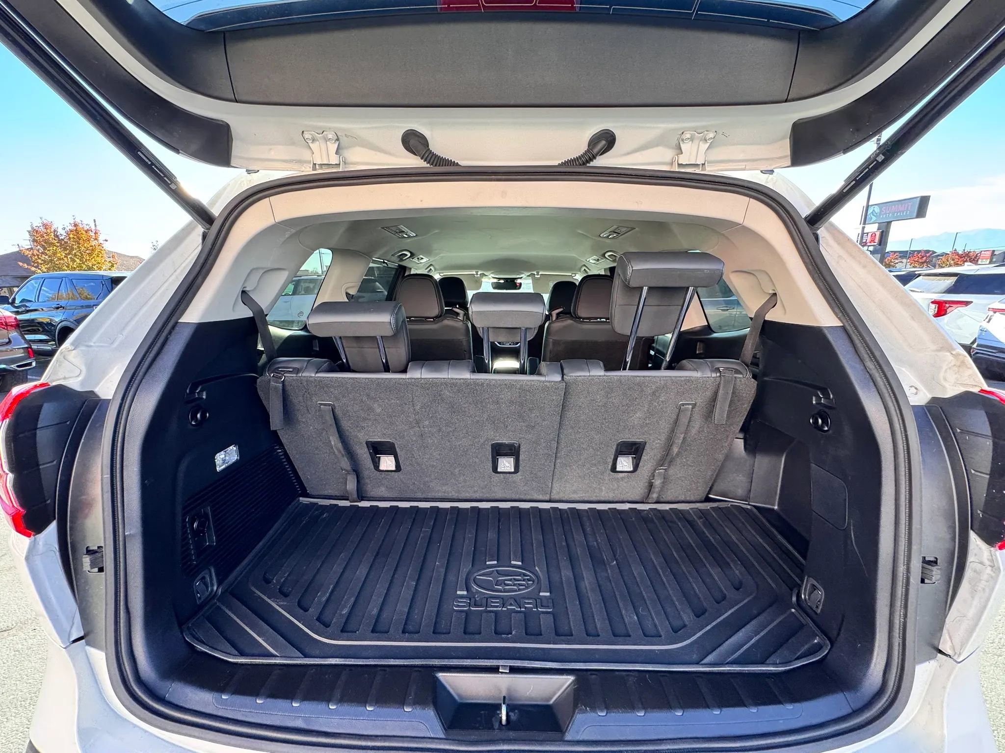 Used 2024 Subaru Ascent Limited image 26