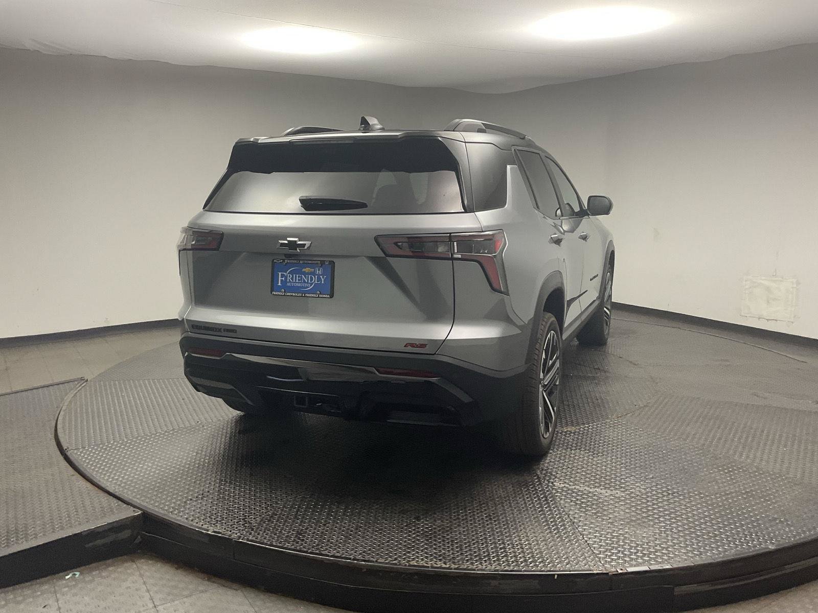New 2027 Chevrolet Equinox RS w/ Safety and Technology Package AWD/4WD image 7
