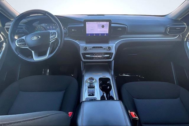 Certified 2024 Ford Explorer XLT image 16