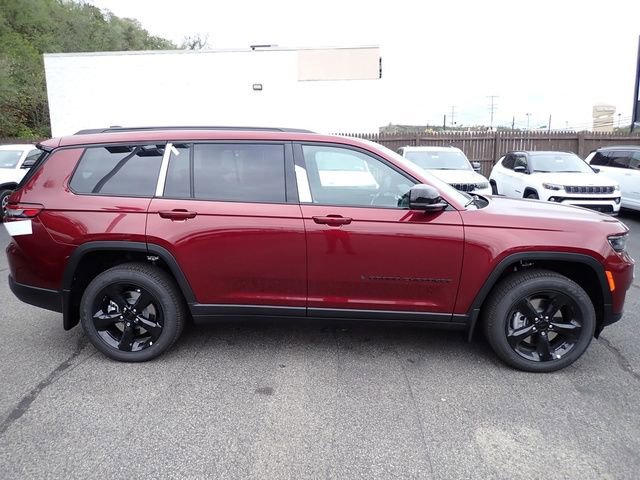 New 2025 Jeep Grand Cherokee L Altitude image 8