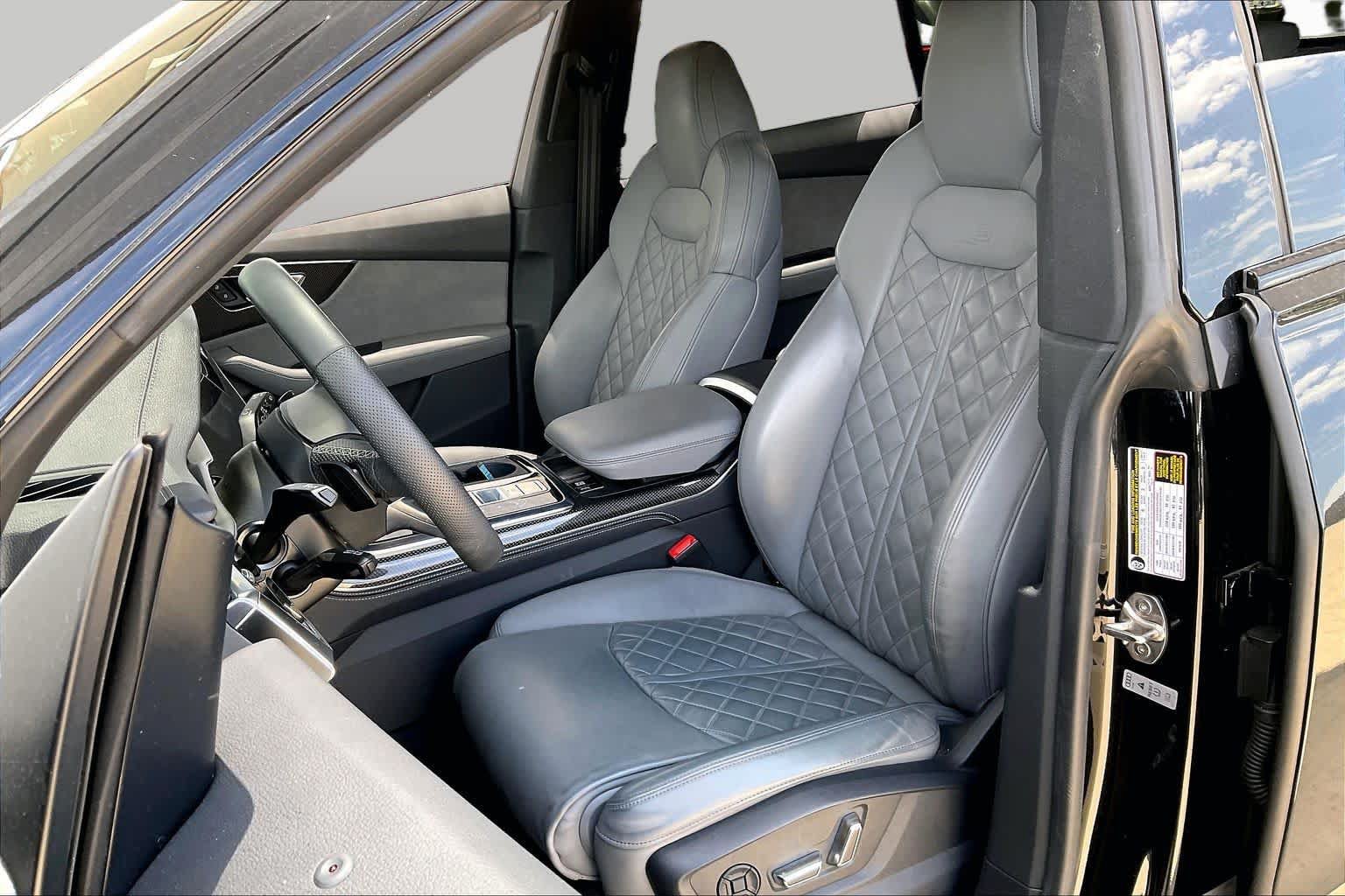 Used 2023 Audi SQ8 Premium Plus AWD/4WD image 8