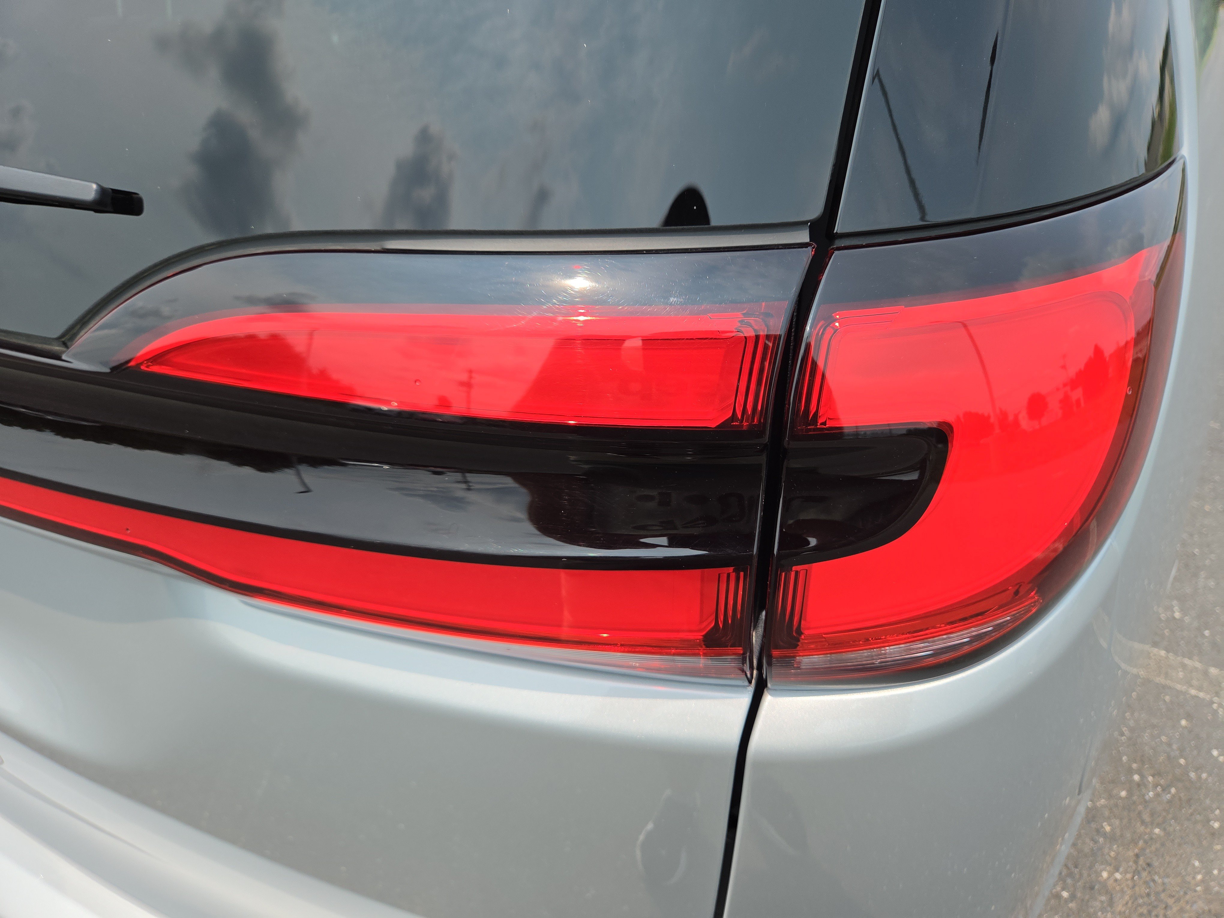 Used 2026 Chrysler Pacifica Limited FWD image 15