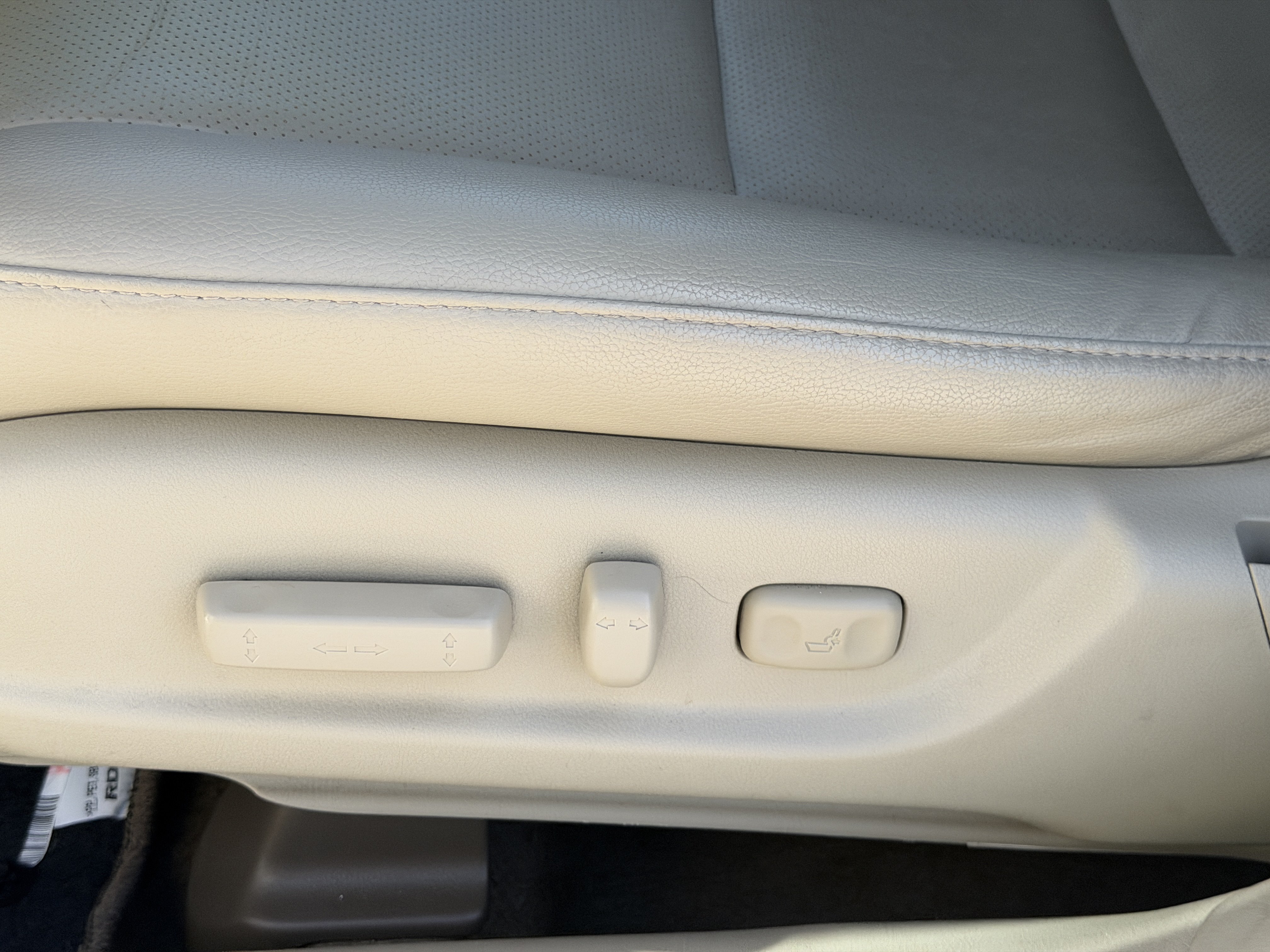 Used 2018 Acura RDX w/ Tech & AcuraWatch Plus Pack FWD image 19