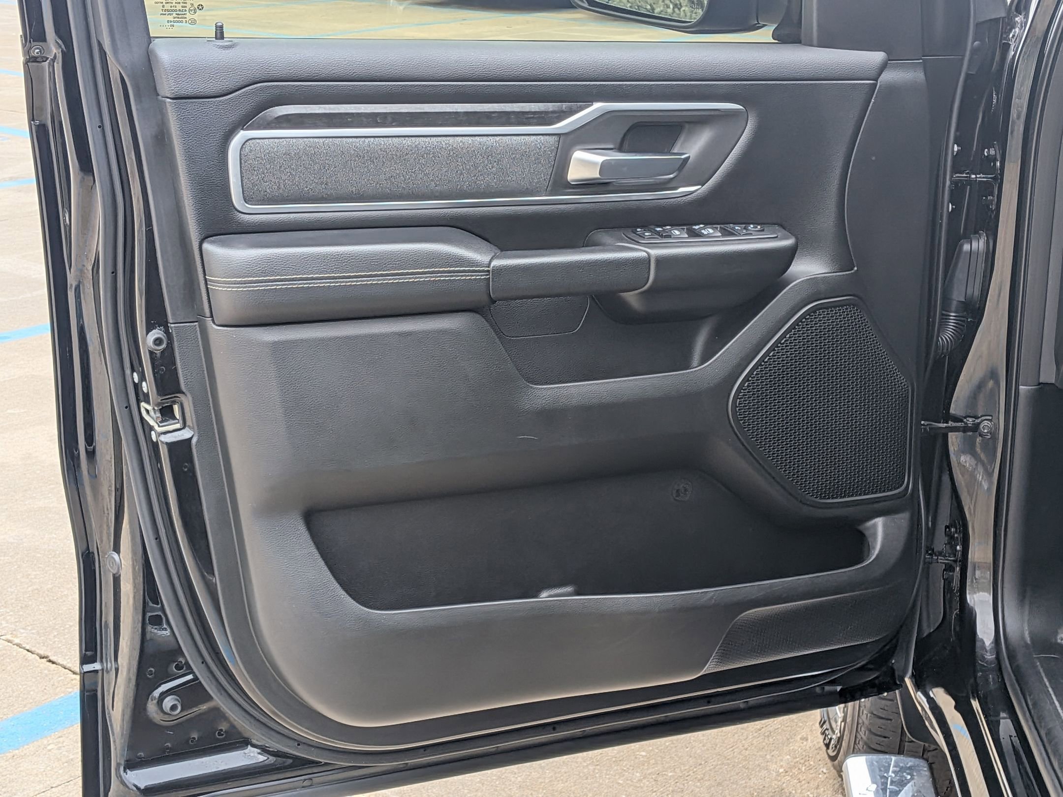 Used 2021 RAM 1500 Big Horn image 12