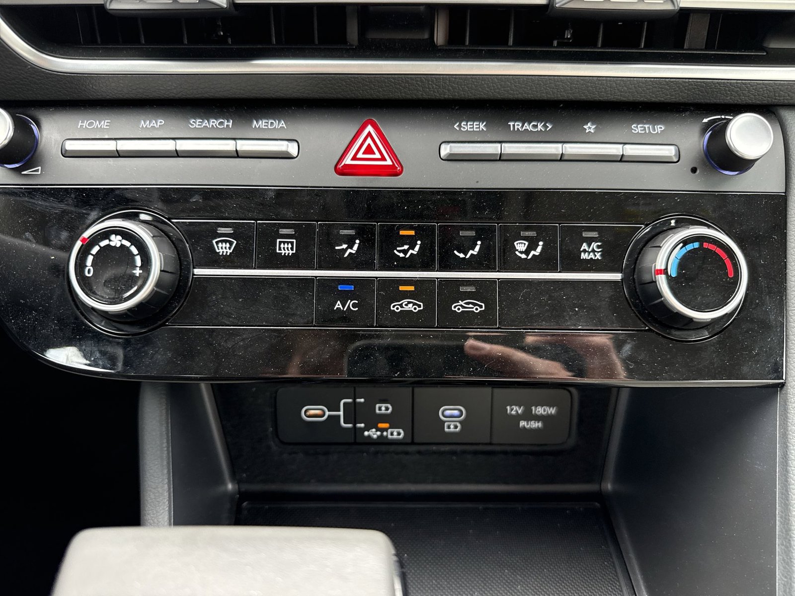 Used 2025 Hyundai Sonata SE FWD image 19