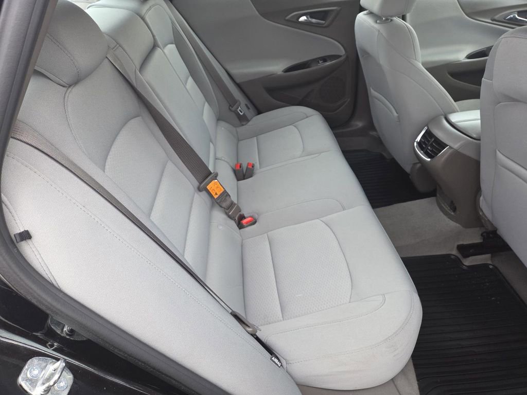 Used 2019 Chevrolet Malibu LT w/ LPO, Convenience Package 2 image 16