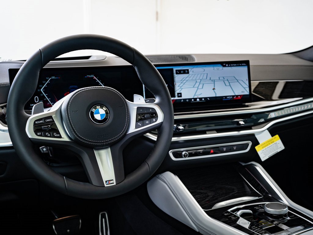New 2026 BMW X6 xDrive40i w/ Climate Comfort Package image 4