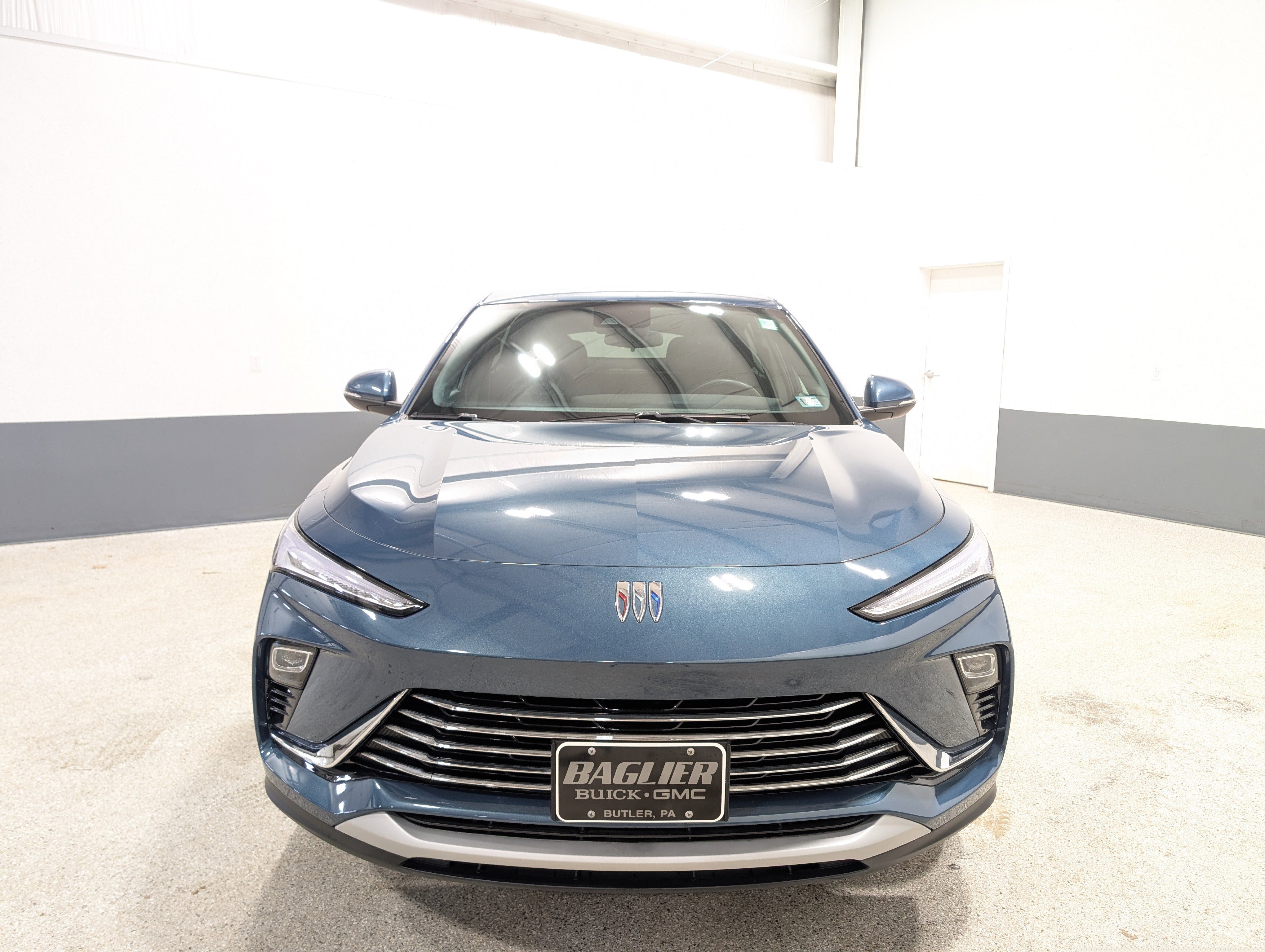 Used 2024 Buick Envista Preferred w/ Convenience I Package image 8