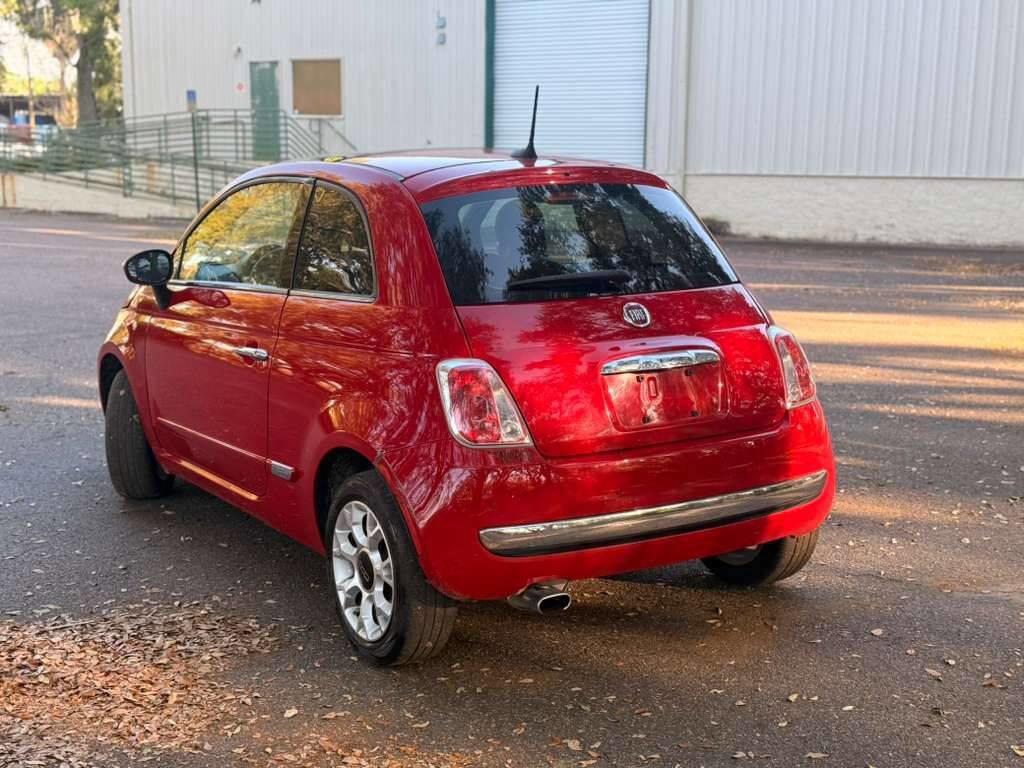Used 2017 FIAT 500 Lounge FWD image 7