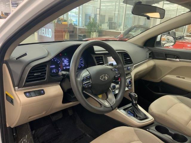 Used 2019 Hyundai Elantra SE FWD image 10