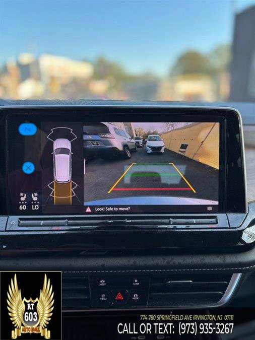 Used 2025 Volkswagen Atlas SE FWD image 18