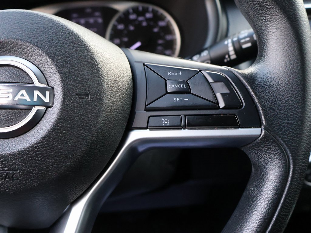 Used 2022 Nissan Kicks S image 35