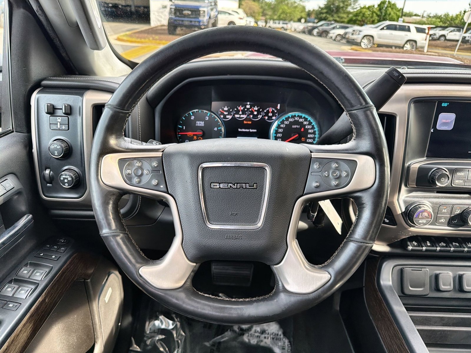 Used 2018 GMC Sierra 2500 Denali w/ Duramax Plus Package AWD/4WD image 27