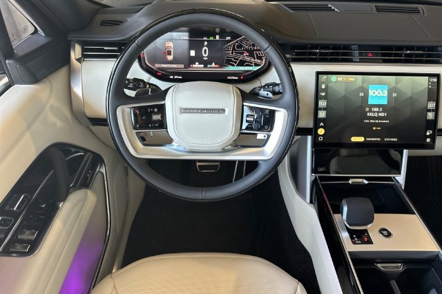 New 2026 Land Rover Range Rover SE AWD/4WD image 13