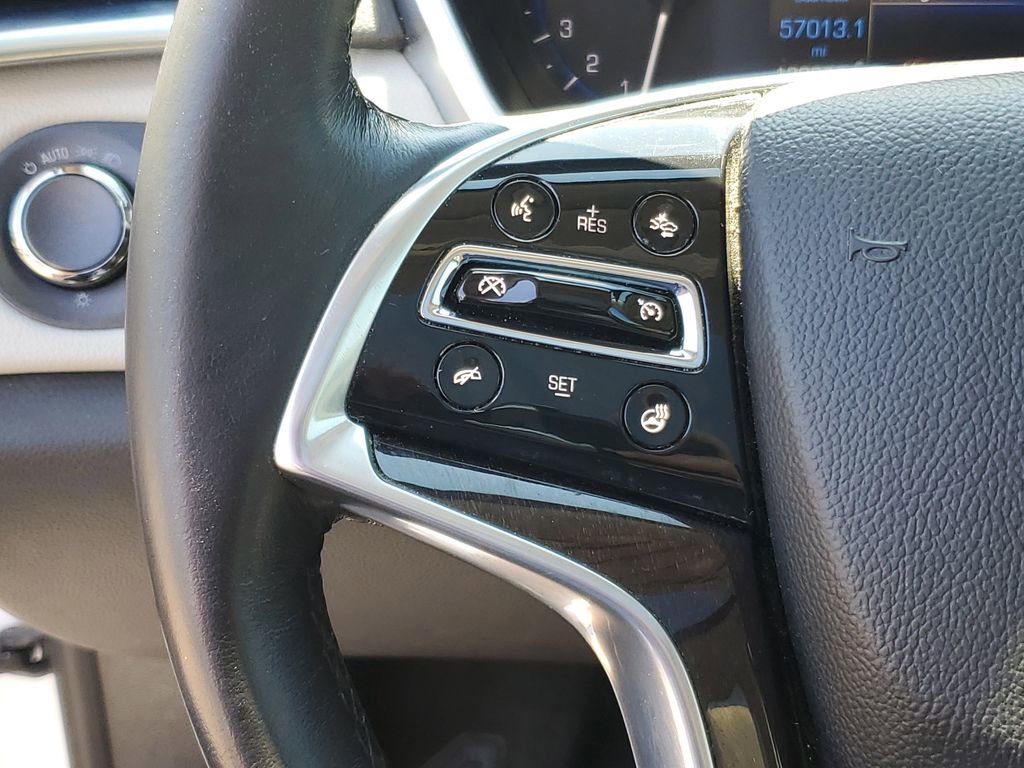 Used 2015 Cadillac SRX Luxury w/ Driver Awareness Package FWD image 12