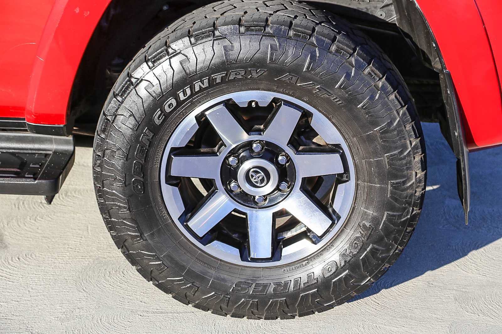 Used 2020 Toyota 4Runner TRD Off-Road AWD/4WD image 10